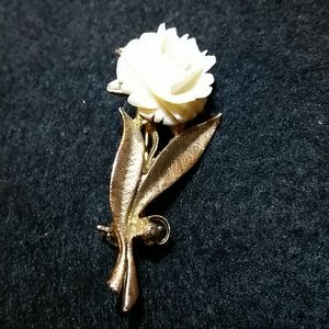Vintage flower brooch